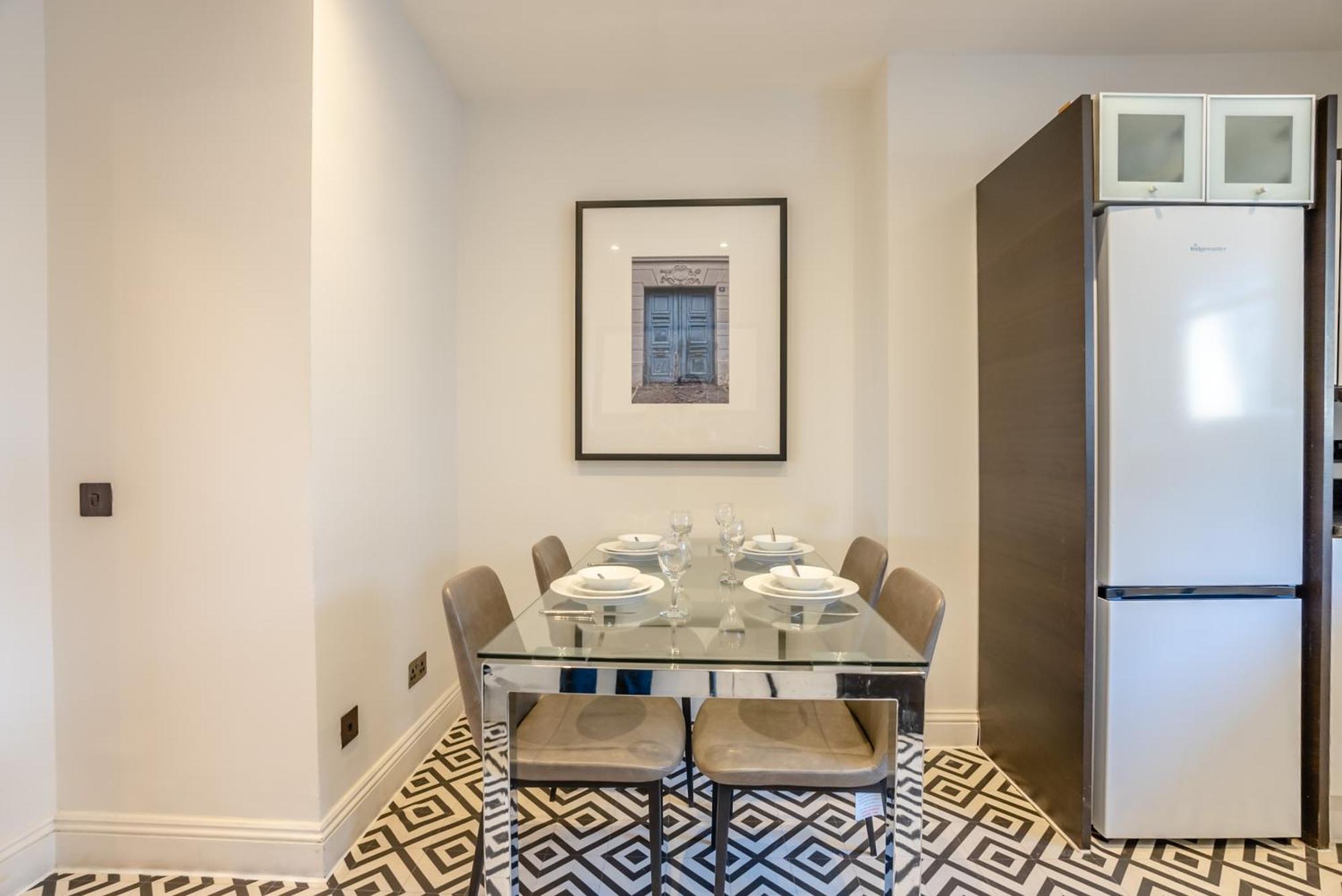 Strathmore Court Apartments London Bagian luar foto